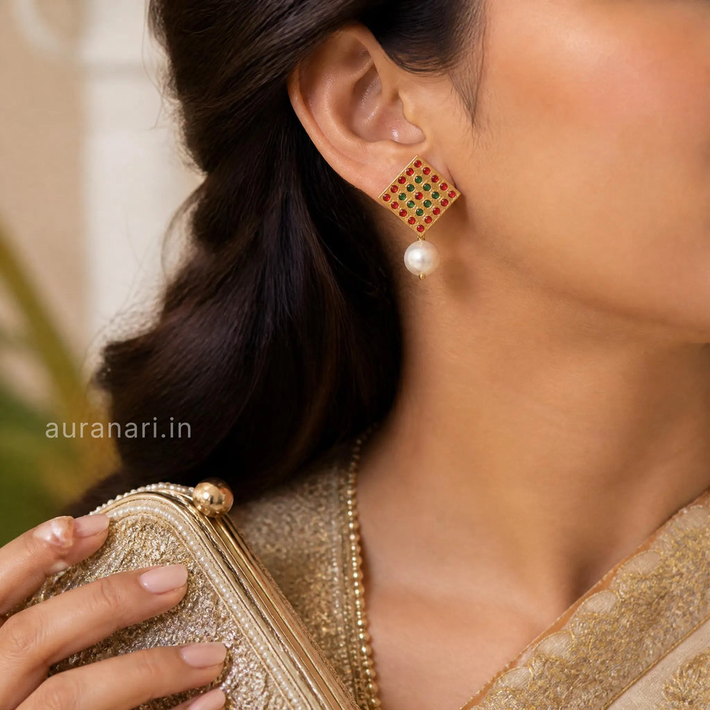 Elegant Pearl Drop Imitation Stones Stud Earrings